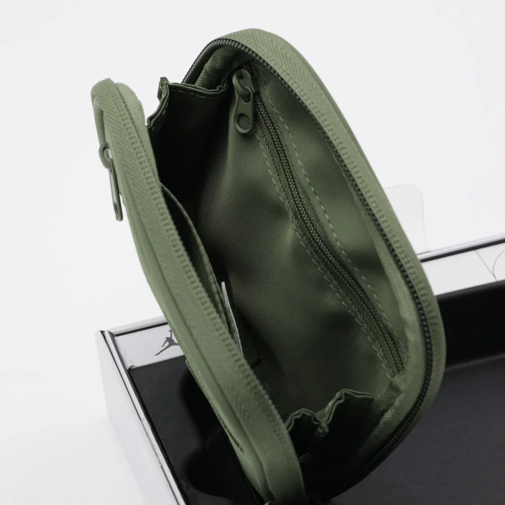 Jordan Men's Key Clip Slip Pocket‎ Card Flight Zip Wallet Nylon Green